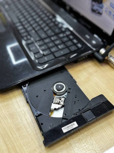 Ноутбук HP Pavilion G7