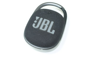 Портативна акустика JBL Clip4