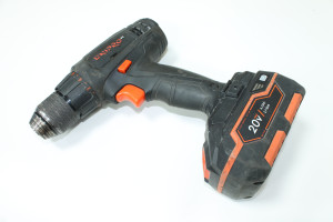 Шуруповерт аккумуляторный Dnipro-M CD-200T + BP-240