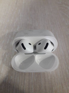 Bluetooth гарнітура Apple AirPods 4 (A3053, A3050, A3054)