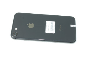 Мобильный телефон iPhone 8 64Gb