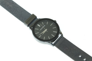 Часы кварцевые Van Heusen VAN2055RO