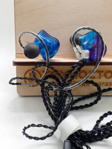 Bluetooth гарнітура KB EAR STORM