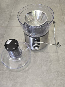 Соковыжималка TEFAL ZE550D38