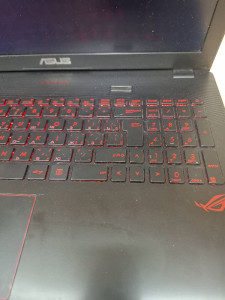 Ноутбук Asus A556U