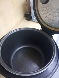 Мультиварка Rotex RMC505-B