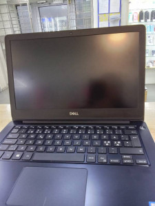 Ноутбук dell P87G