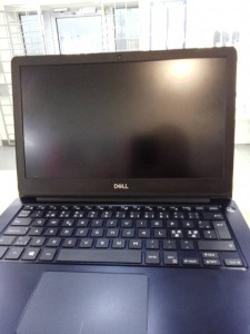 Ноутбук dell P87G