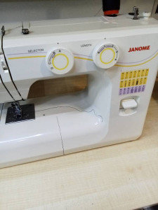 Швейная машина JANOME 1143
