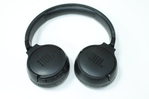 Bluetooth гарнітура JBL Tune 670NC
