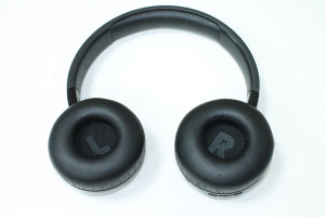 Bluetooth гарнітура JBL Tune 670NC
