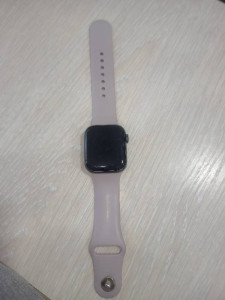 Смарт годинник Apple Watch SE 40mm