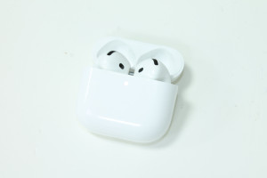Bluetooth гарнитура AirPods 4 A3058 A3053 A3050