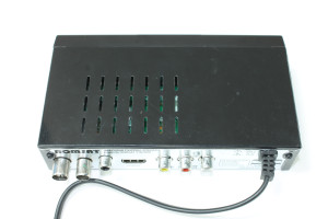 ТВ тюнер Romsat T7070HD