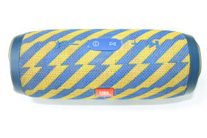 Портативна акустика JBL CHARGE3