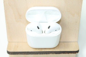 Bluetooth гарнитура Apple AirPods 2 A1602 (A2032 A2031)