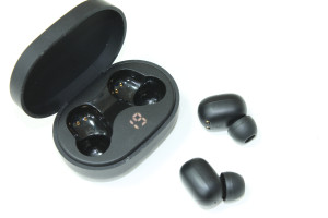 Bluetooth гарнітура Gelius Reddots GP-TWS010