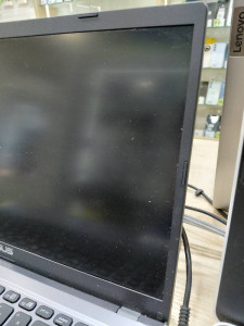 Ноутбук ASUS Vivo Book X515EA