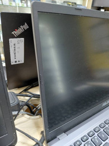 Ноутбук ASUS Vivo Book X515EA