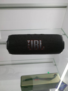 Портативна акустика JBL Flip 7