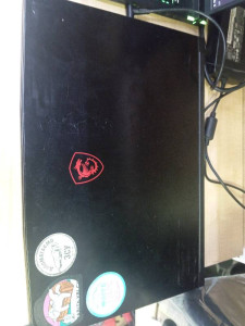 Ноутбук MSI