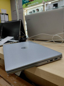 Ноутбук DELL 5440