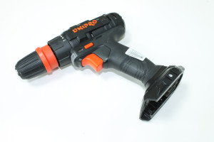 Шуруповерт аккумуляторный Dnipro-M CD-218Q +BP-220 +FC-223