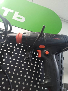 Шуруповерт-дриль Dnipro-M TD-32Q