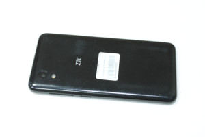 Мобильный телефон ZTE Blade L8 1/16GB