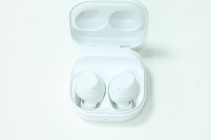 Bluetooth гарнітура Samsung Galaxy Buds FE (SM-R400N)