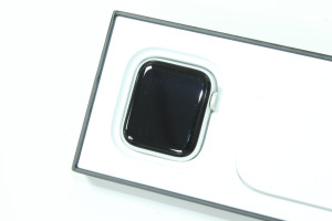 Смарт часы Apple Watch SE 40mm