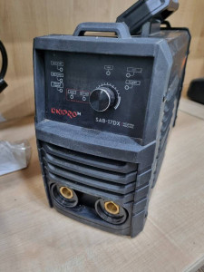 Сварочный инвертор Dnipro-M SAB-17DX