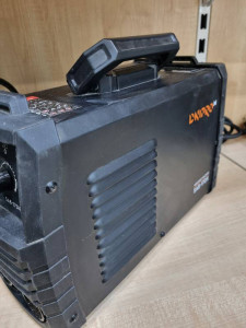 Сварочный инвертор Dnipro-M SAB-17DX