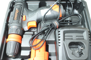 Шуруповерт аккумуляторный Dnipro-M CD-12QX+FC-122+BP-122 2шт