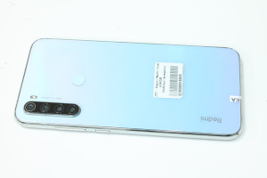 Мобільний телефон Xiaomi Redmi Note 8 4/64GB