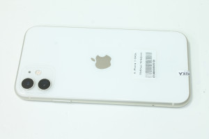 Мобільний телефон iPhone 11 64GB