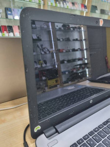 Ноутбук HP 15AY081UR