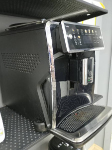 Кавомашина Saeco Helsis SM7580