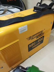 Зварювальний інвертор Kaiser NBC-200 profi