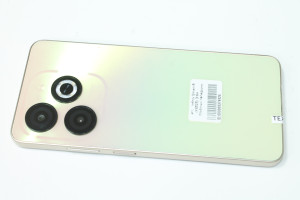 Мобильный телефон Infinix Smart 8 (X6525) 3/64GB