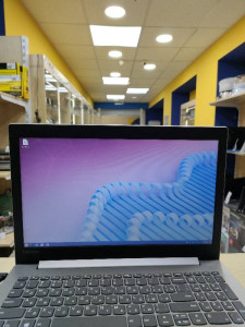 Ноутбук Lenovo ideapad 320-15IKB