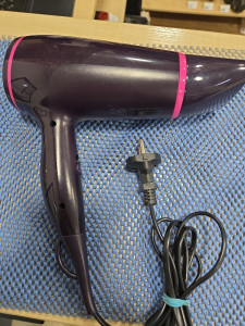 Фен Philips BHD002