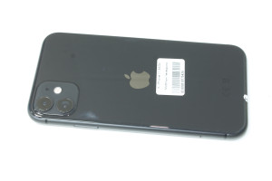 Мобильный телефон iPhone 11 64GB