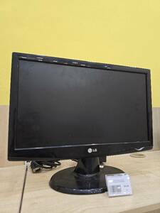 Монітор LG W1943SE