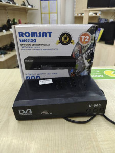 Смарт приставка Т2 Romsat T7090HD