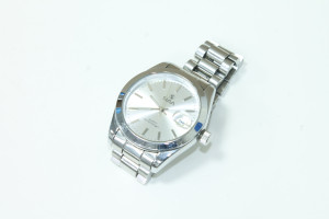 Часы кварцевые SLAA