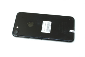 Мобільний телефон iPhone 7 128Gb