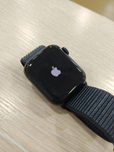 Смарт часы Apple Watch SE2 40mm