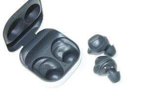 Bluetooth гарнітура Samsung Galaxy Buds FE SM-R400N