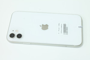 Мобильный телефон iPhone 11 128Gb